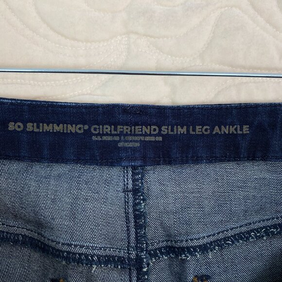 Chico's Girlfriend Slim Leg Ankle Jeans Dark Wash Blue Size 0 / 4R - Picture 6 of 14